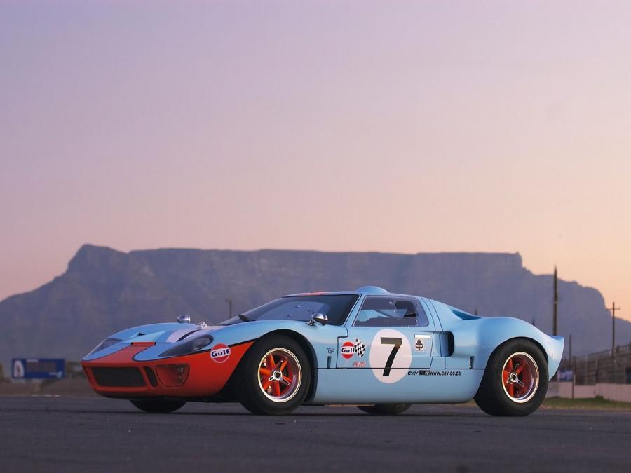  Ford GT Auto Futura CAV 2007 года  (фото 4 из 6)